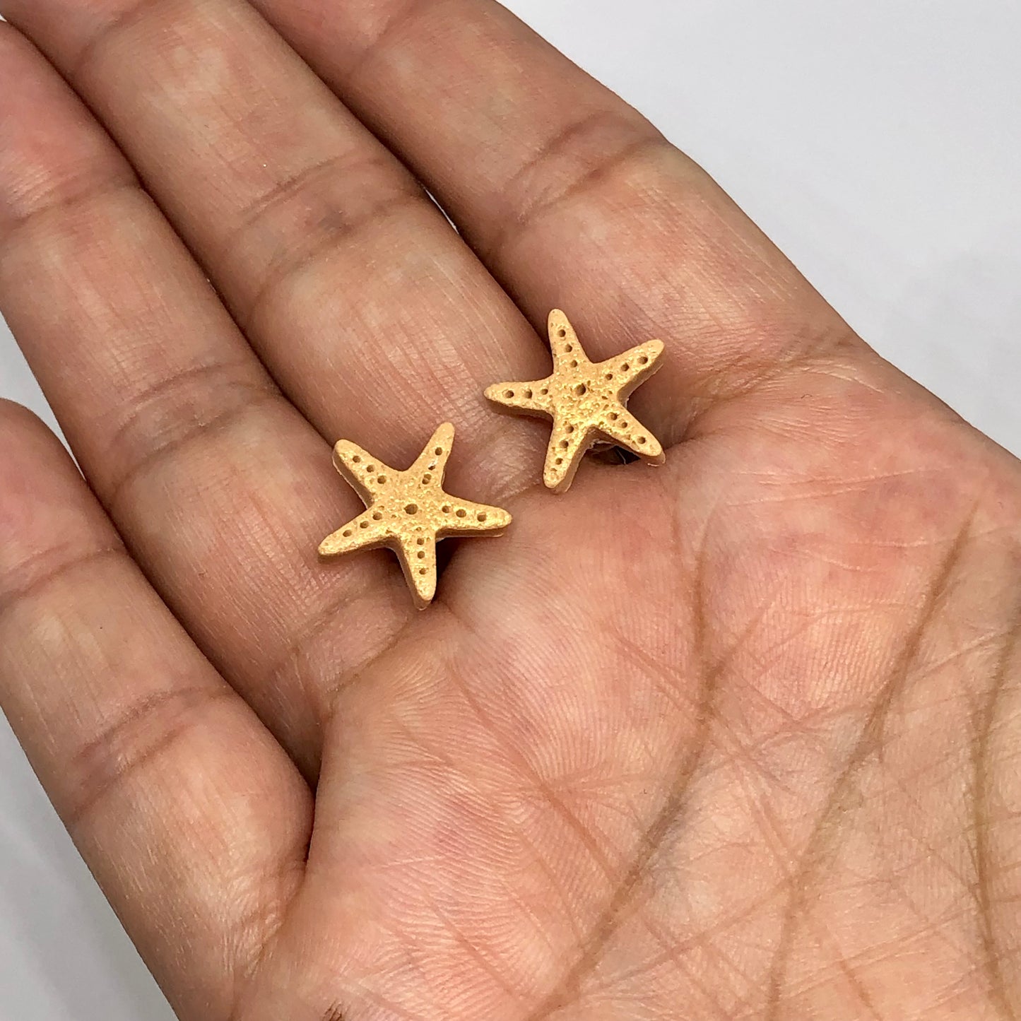 Starfish studs